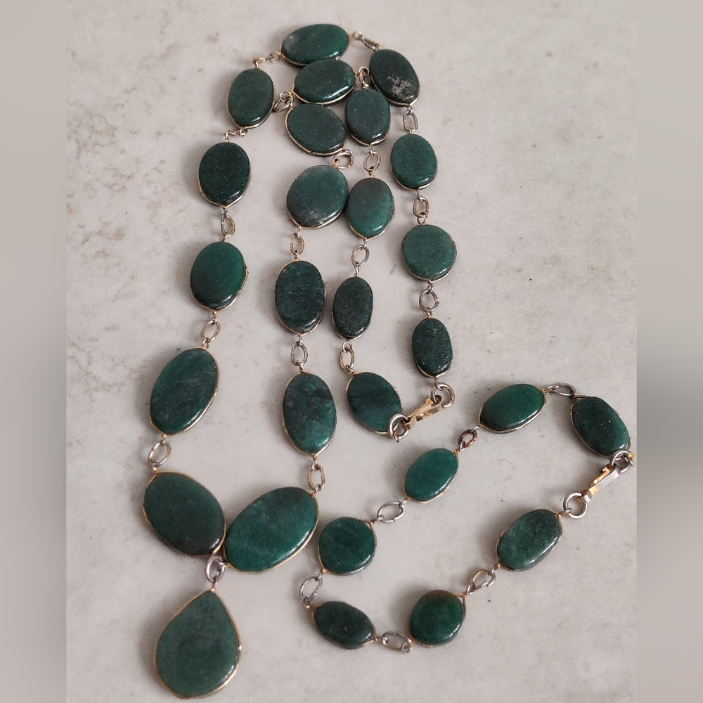 Elegant Spinach Green Aventurine Slice Stone  Necklace & Bracelet Set
